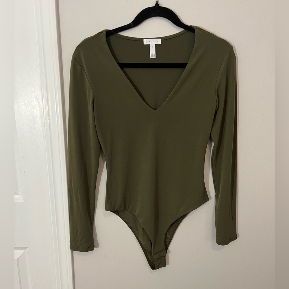 Leith Green Long Sleeve Double Lined V-Neck Bodysuit, medium